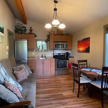 Cozy Corner Cottage ポート・レンフルー エクステリア 写真