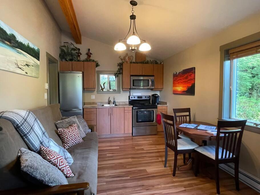 Cozy Corner Cottage ポート・レンフルー エクステリア 写真